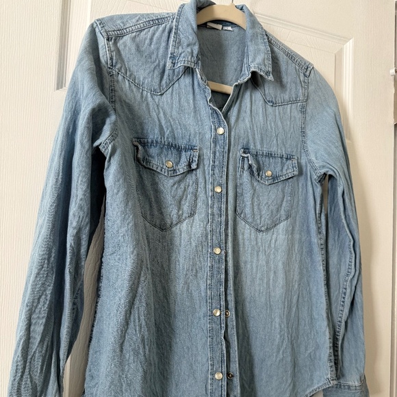 GAP Western denim shirt - small - Euc - Picture 1 of 3